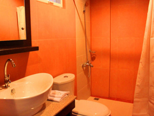 Ernest's Place Boracay Balabag (Boracay)
