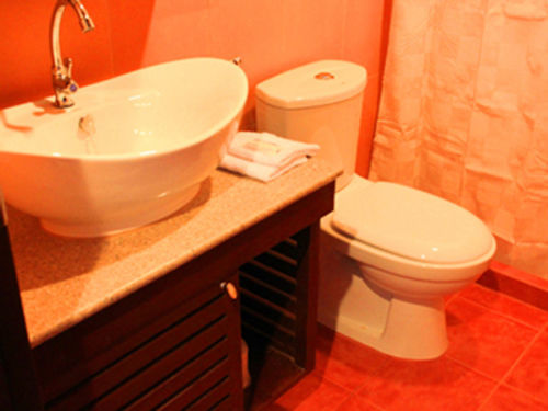 Ernest's Place Boracay 2*